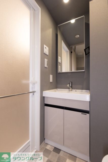 洗面設備　※写真は同タイプ住戸です。