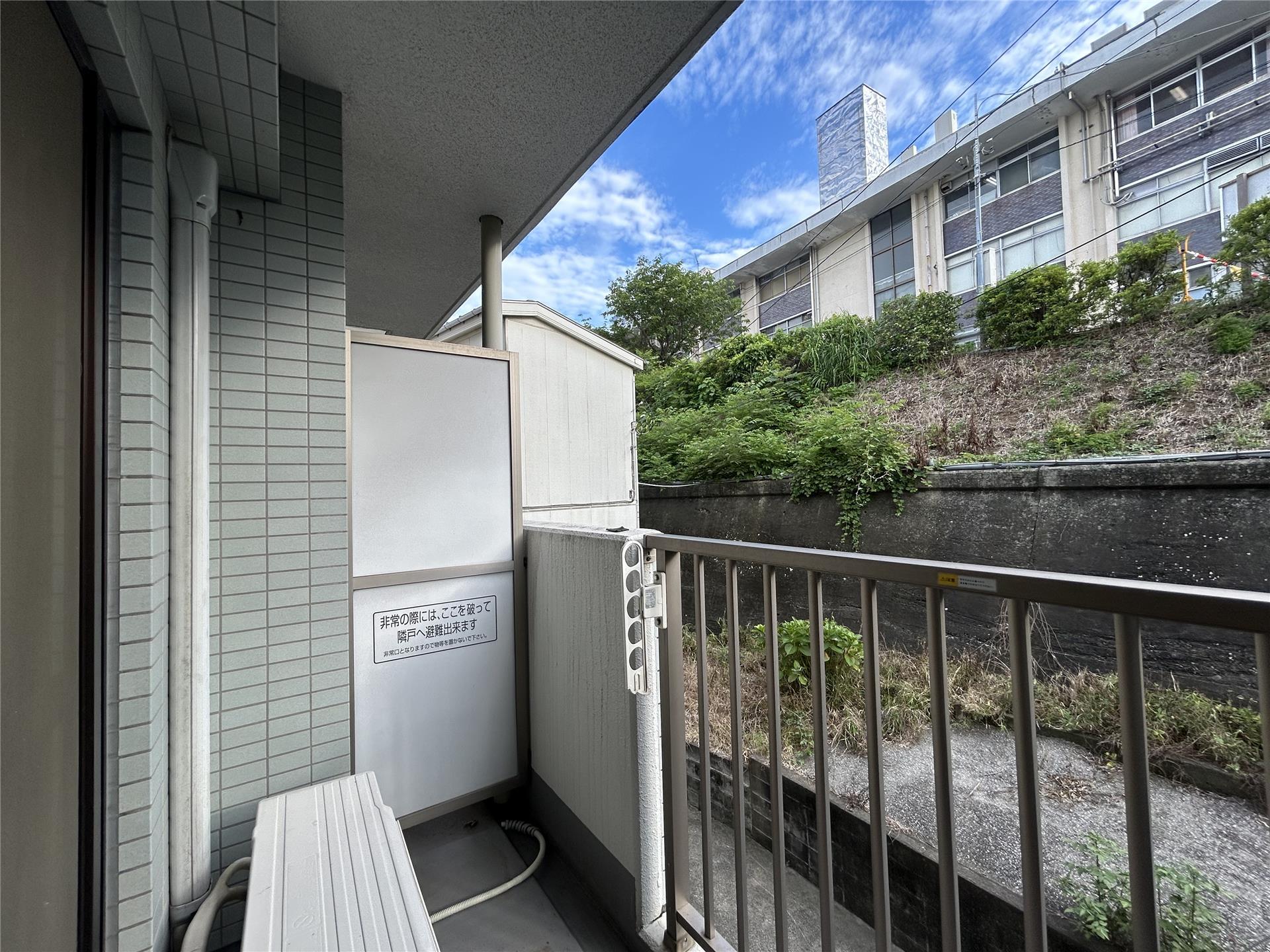 バルコニー　シーザリオ・みらい203　1K　横須賀市鷹取1丁目