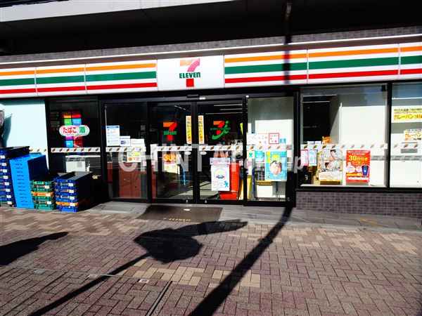コンビニ　セブンイレブン 杉並甲州街道店（コンビニ）まで82m