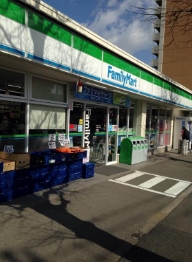 コンビニ　ファミリーマート 上鷺宮二丁目店（コンビニ）まで157m