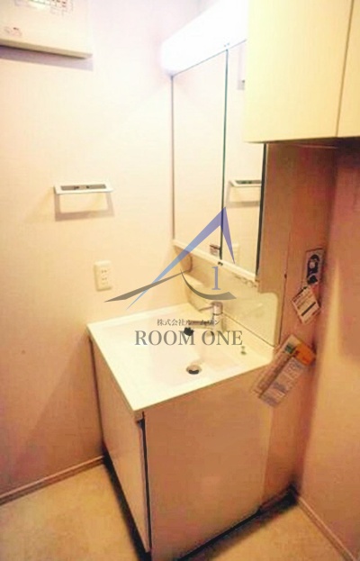 洗面設備　洗面台です。