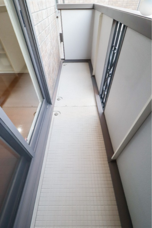 バルコニー　図面と現状に相違がある場合には現状を優先