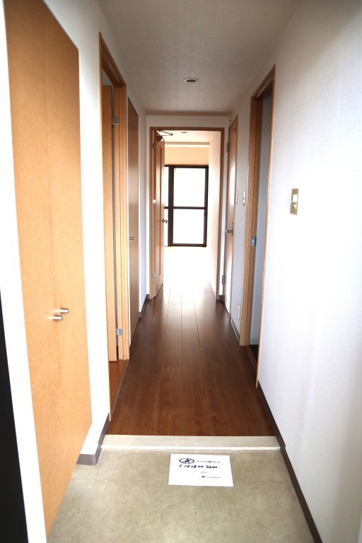 玄関　解放感ある玄関ですね