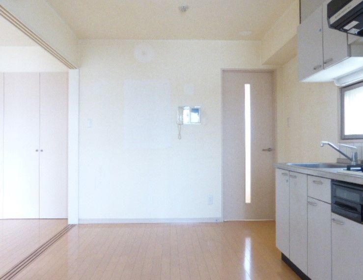 居室・リビング　☆明るい居室☆