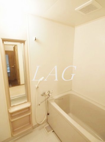 バス・シャワールーム　お風呂です。