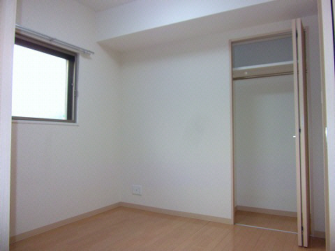 その他　写真、間取図面などが現況と異なる場合は現況優先となります。