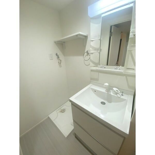 洗面設備　※同シリーズの写真になります。