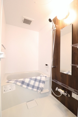 バス・シャワールーム　追い焚き付バスルーム