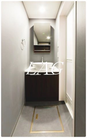 洗面設備　独立洗面台です。