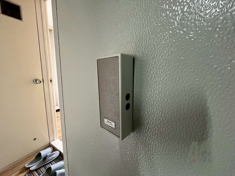 セキュリティ　来客時にはこちらのチャイムが鳴りますよ。