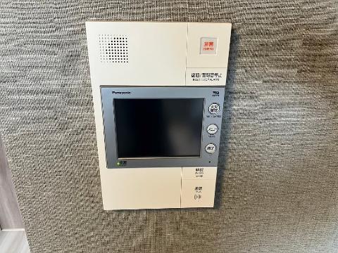 セキュリティ　カメラ付インターホン（イメージ）