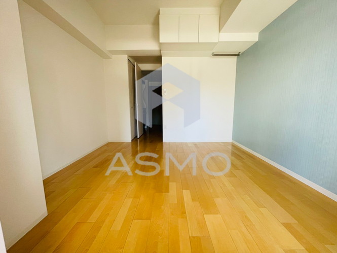 居室・リビング　同マンション別部屋参考写真