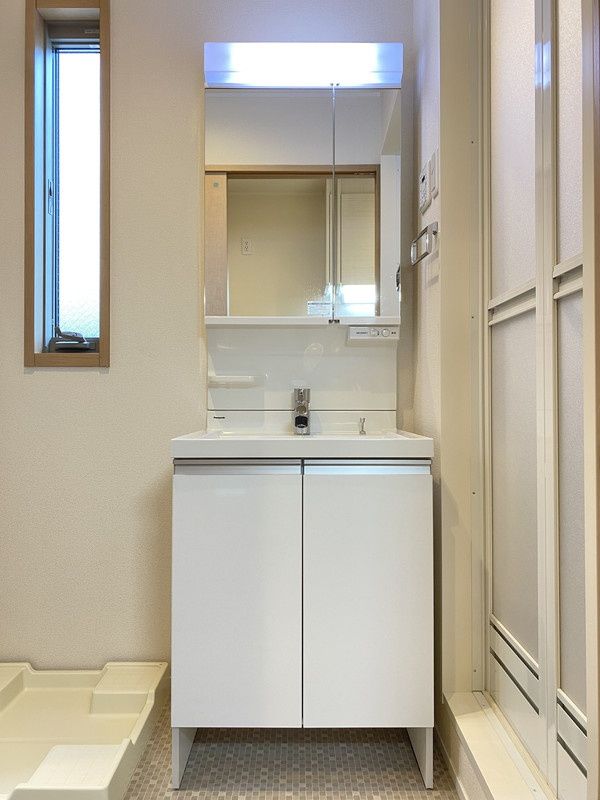 洗面設備　※全て別号室のお写真。内装等参考にしてください。