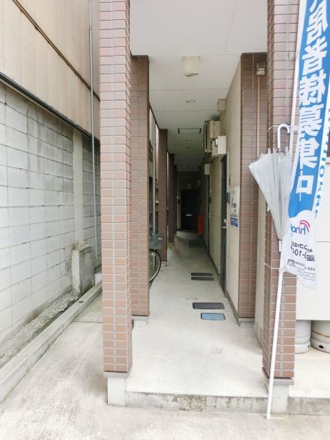 エントランス　エントランス