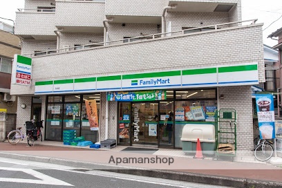 コンビニ　ファミリーマート矢向店（コンビニ）まで825m