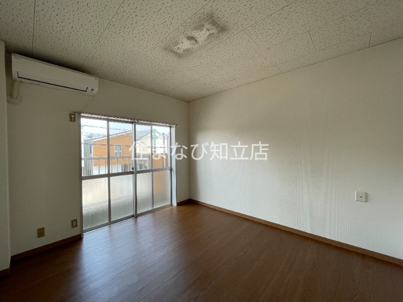 居室・リビング　別部屋写真