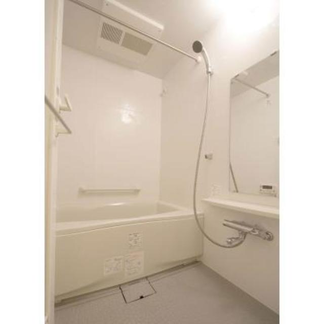 バス・シャワールーム　※写真は同タイプ住戸です。