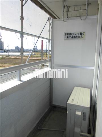 バルコニー　南向きベランダです