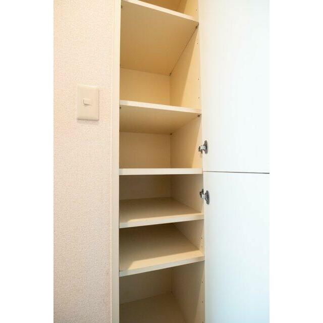 収納　靴入
