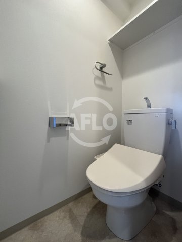 トイレ　スプランティッド新大阪キャトル　トイレ