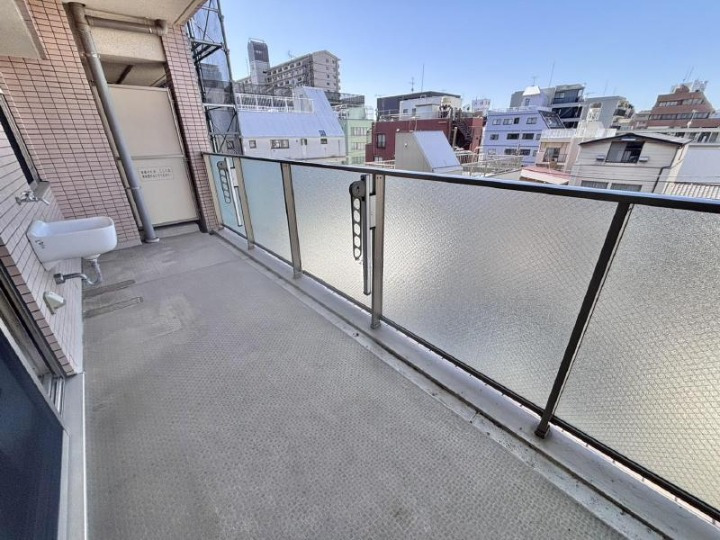 バルコニー　バルコニー付きです