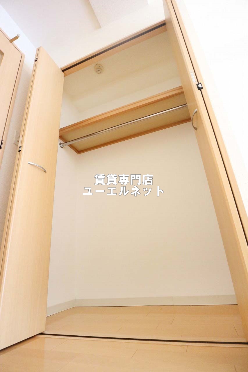 収納　クローゼット付きでお部屋もスッキリ♪