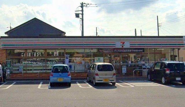 コンビニ　セブンイレブン伊勢崎羽黒台店（コンビニ）まで260m