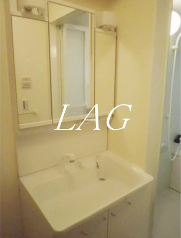 洗面設備　洗面台です。