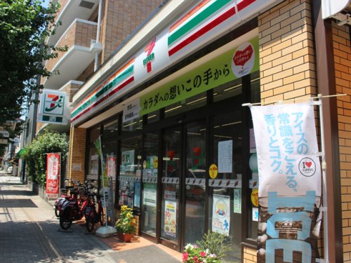 コンビニ　セブンイレブン 文京本駒込1丁目店（コンビニ）まで168m