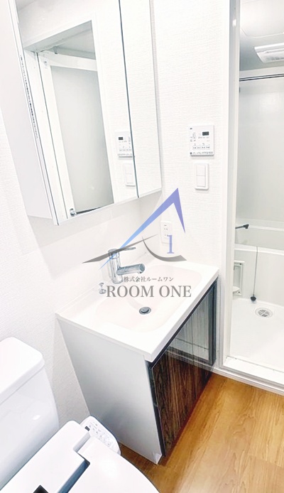 洗面設備　洗面台です。