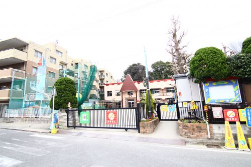 幼稚園・保育園　チロル幼稚園（幼稚園・保育園）まで393m
