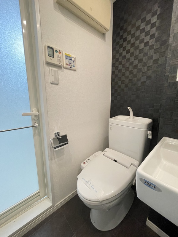 トイレ　※同物件別部屋です。