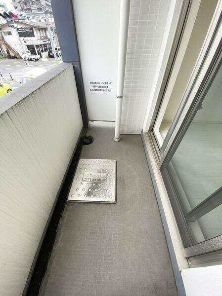 バルコニー　※同物件別部屋です。