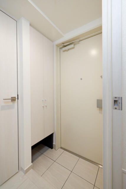 玄関　※写真は同タイプ住戸です。