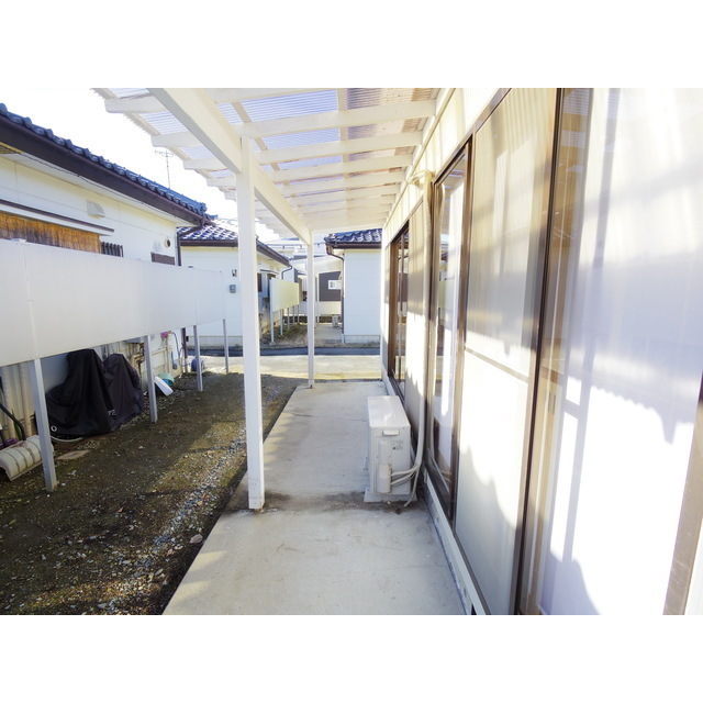 バルコニー　テラス