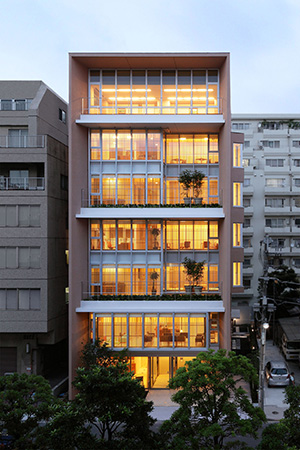 病院　聖路加産科クリニック（病院）まで450m