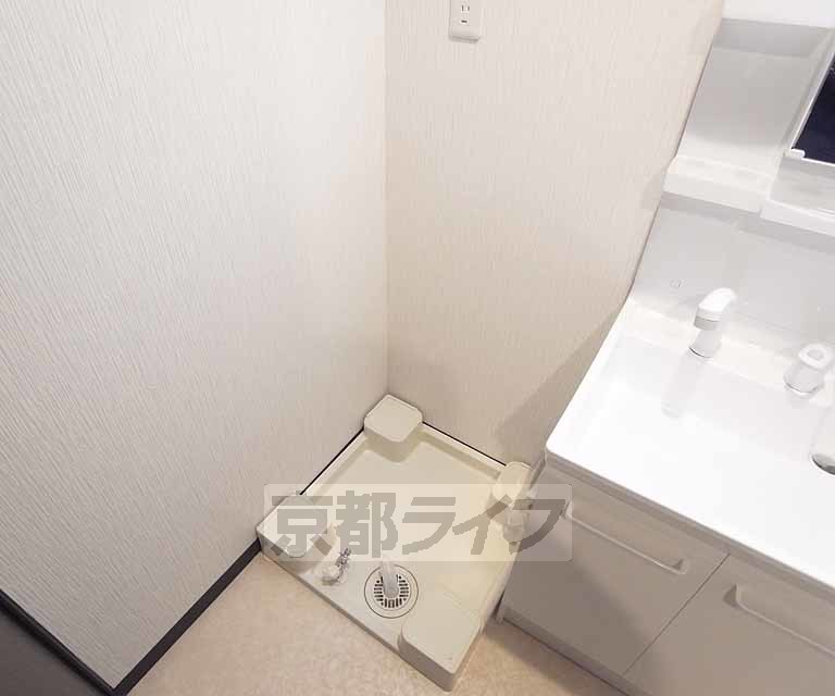 その他設備　脱衣所に洗濯機置けます