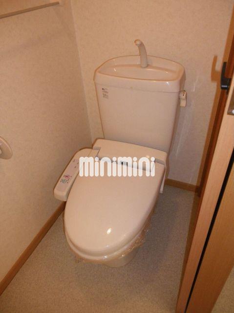 トイレ　シャワートイレです。