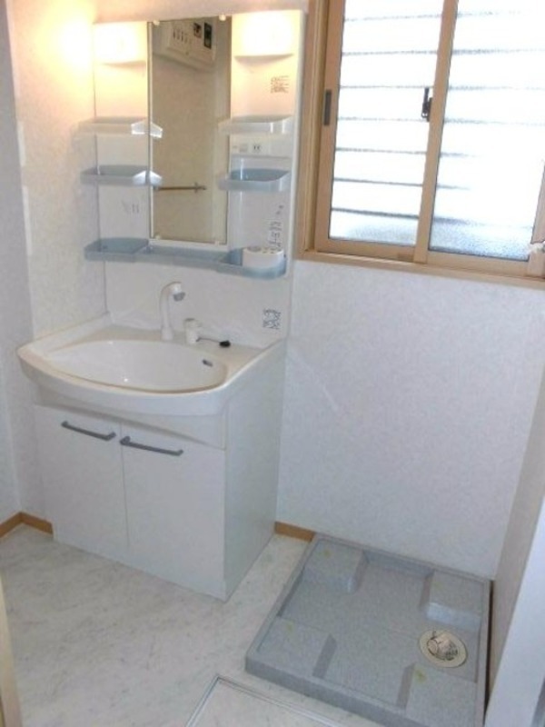 洗面設備　図面と現状に相違がある場合には現状を優先