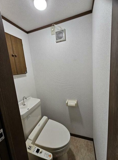 トイレ　参考写真