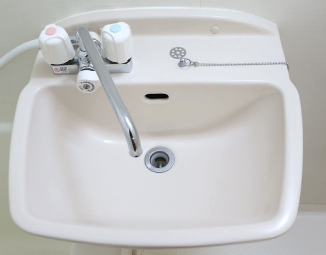 洗面設備　浴室内洗面台