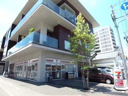コンビニ　セブンイレブン中央区福岡春吉2丁目店（コンビニ）まで62m