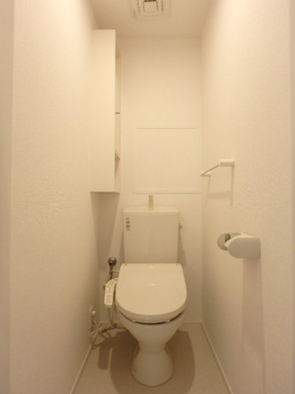 トイレ　図面と現状に相違がある場合には現状を優先