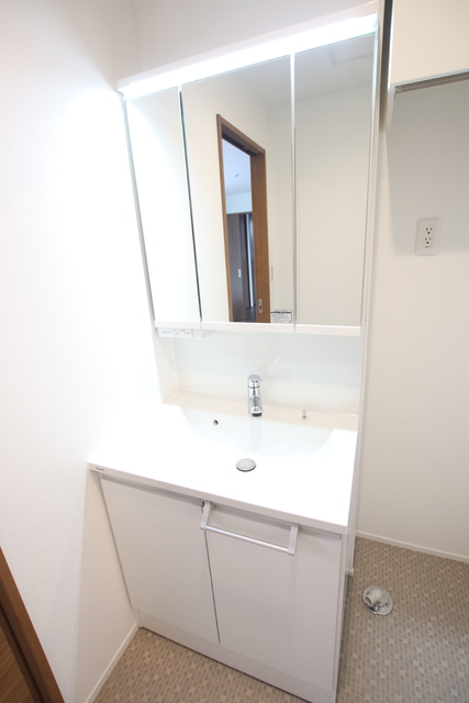 洗面設備　★忙しい朝にも嬉しい独立洗面台★