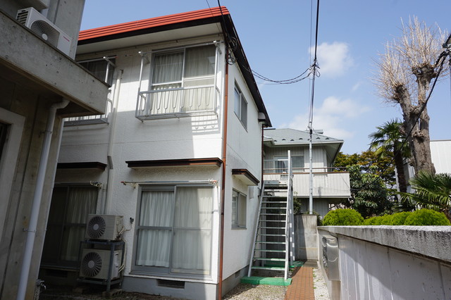 建物外観　閑静な住宅地でゆったりライフスタイルを満喫してください♪