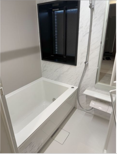 バス・シャワールーム　清潔感のある浴室です！