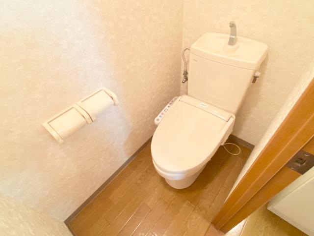 トイレ　シャワー付トイレ