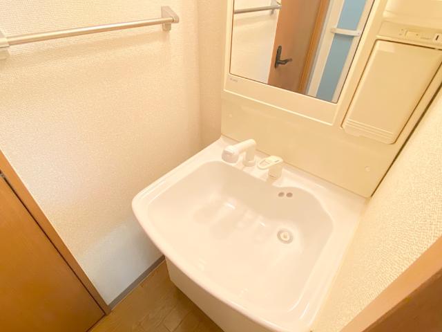 洗面設備　洗髪洗面化粧台