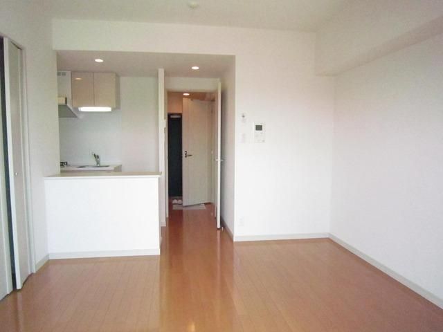 居室・リビング　開放感あふれる居室