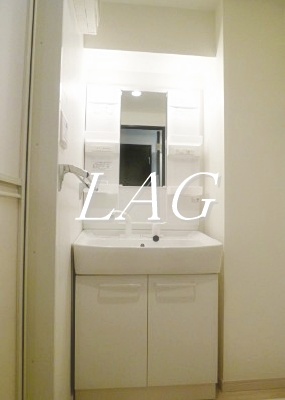 洗面設備　洗面台です。